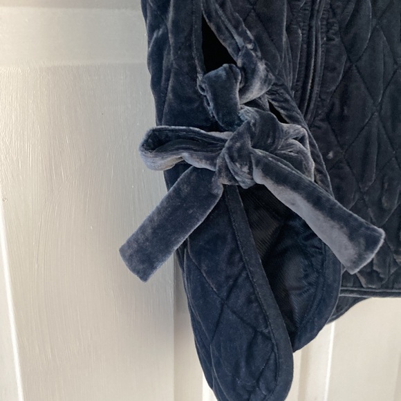 Banana Republic velvet quilted vest - Picture 2 of 4